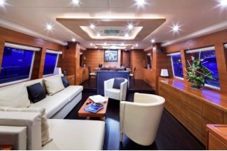 Yacht MAYAMA -  Main Salon